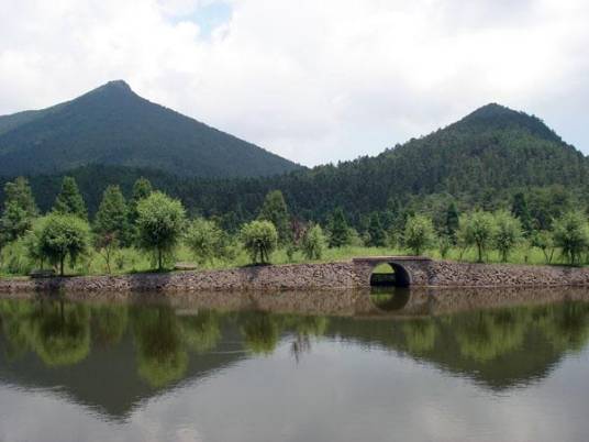 白马山国家森林公园