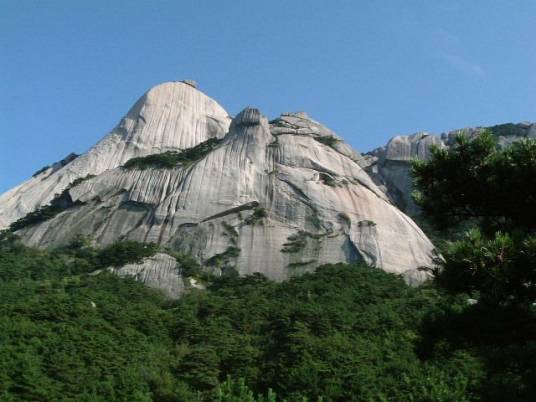 天柱山（山东省平度市天柱山）