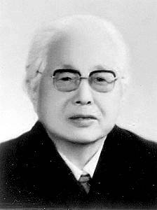 杨克冰（辽宁省第五届人大常委会原副主任）