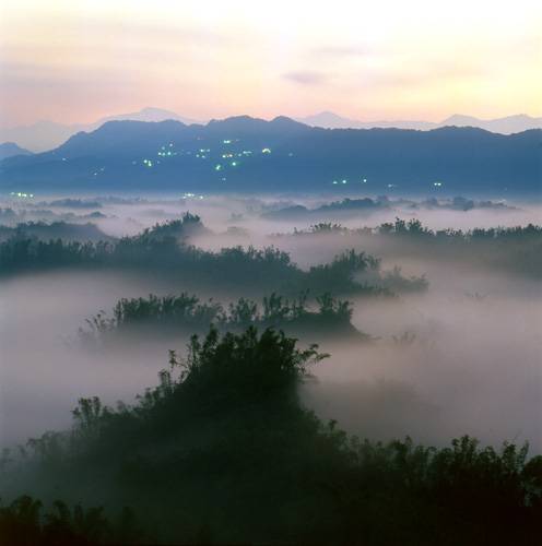 三台山（陕西省志丹县三台山）