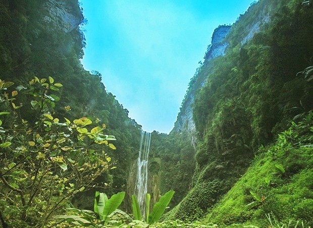 通灵大峡谷活迅矿帝点雷伟容风景区的通灵大峡谷