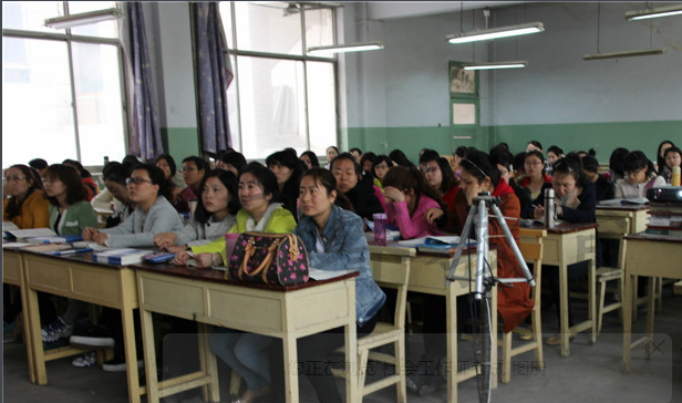 社会工作师的报考条件